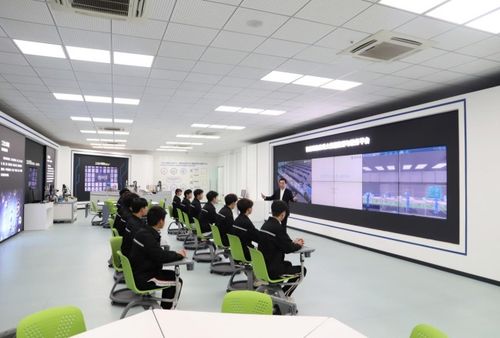 重庆科创职业学院 产教 同频共振 ,打造高技术技能人才培训集聚地